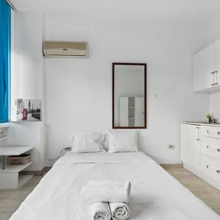 Atheneum Easy Retreat Apartment